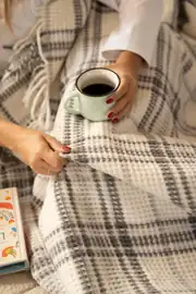 La Notte Tek Kişilik Battaniye Krem Gri 4